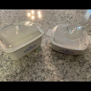 2 Vintage Corning Ware baking dishes.